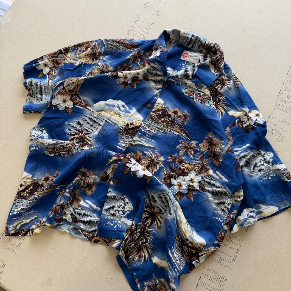 Vintage 80's Surf Hilo Hattie Hawaiian Original T-shirt